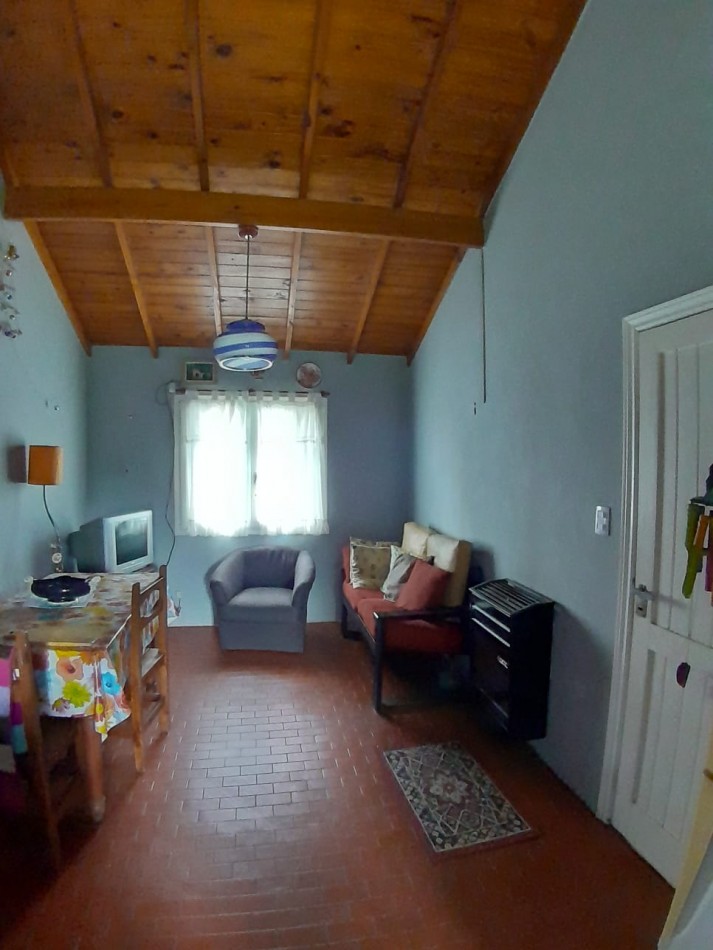 BARRIO DON EMILIO / ALQUILER 12 MESES / CASA TRES AMBIERNTES CON JARDIN