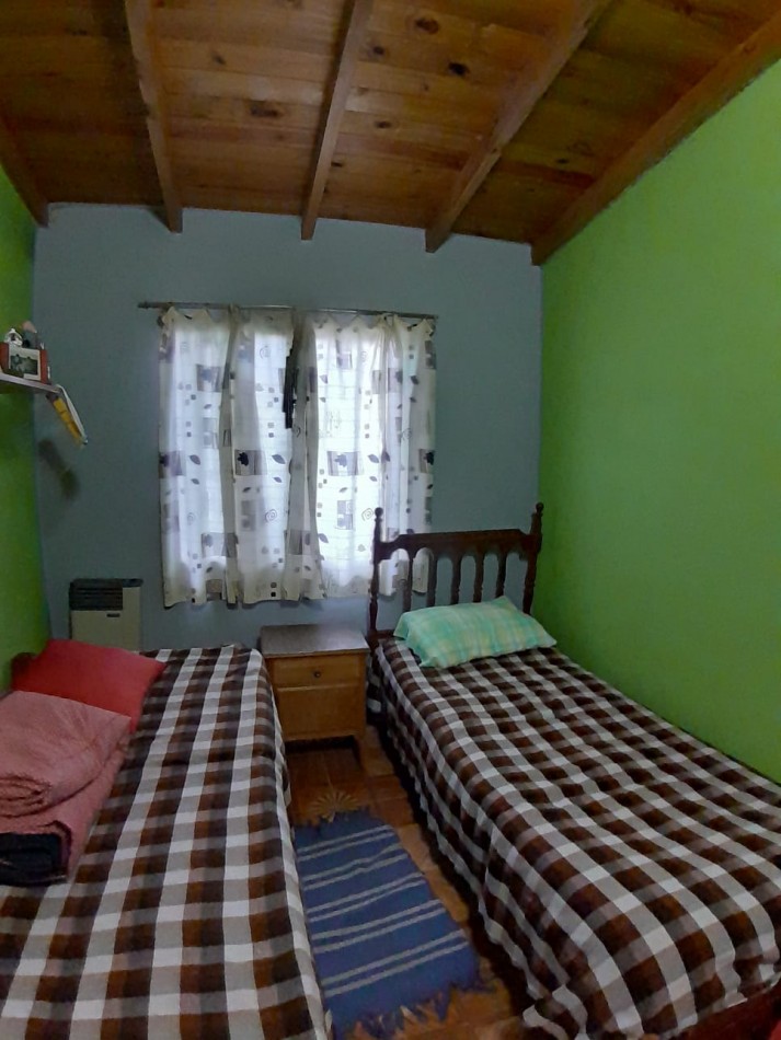 BARRIO DON EMILIO / ALQUILER 12 MESES / CASA TRES AMBIERNTES CON JARDIN