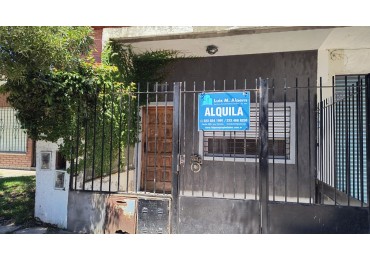 ALQUILER 24 MESES / PH CON PATIO Y PARRILLA / BARRIO CERRITO SAN SALVADOR