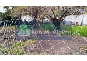 Lote en venta / Barrio Felix U. Camet